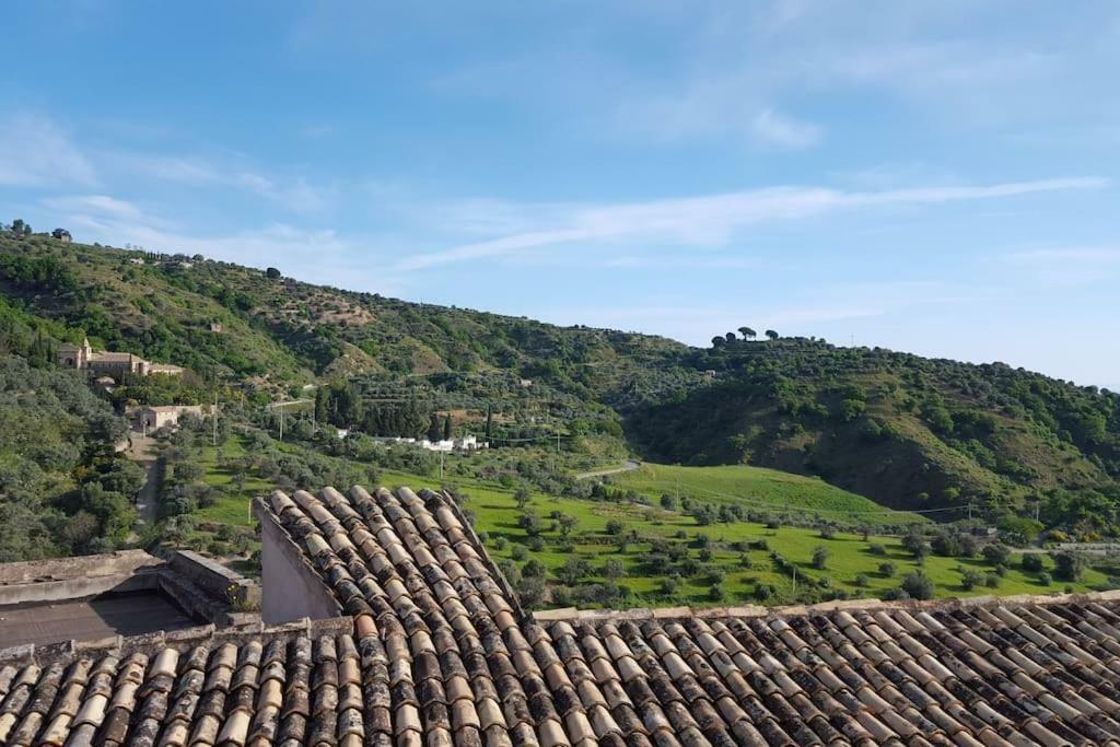 Вилла Casa Annunziata, Borgo E Mare A Badolato Бадолато-Стационе Экстерьер фото